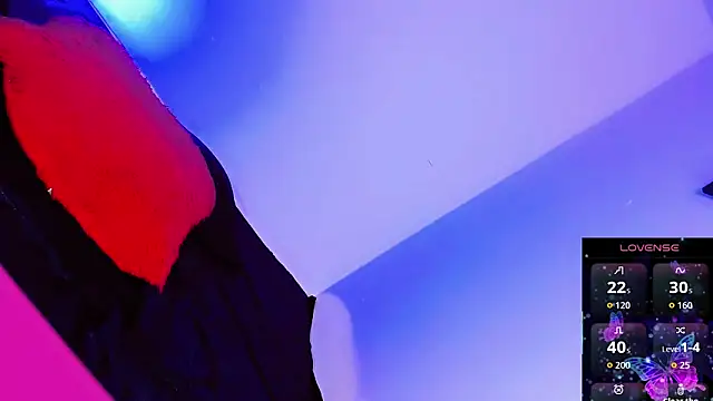 daniela dolls online show from 02/13/26, 11:39