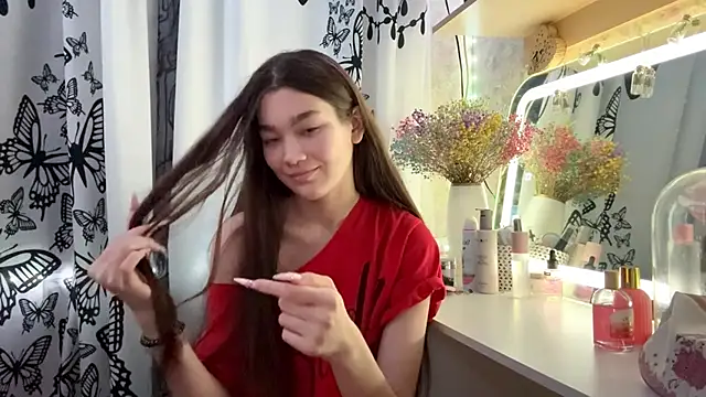 Snapshot of Cuteviola chatting on 12/02/25, 09:47 Cuteviola online show from 12/02/25, 09:47