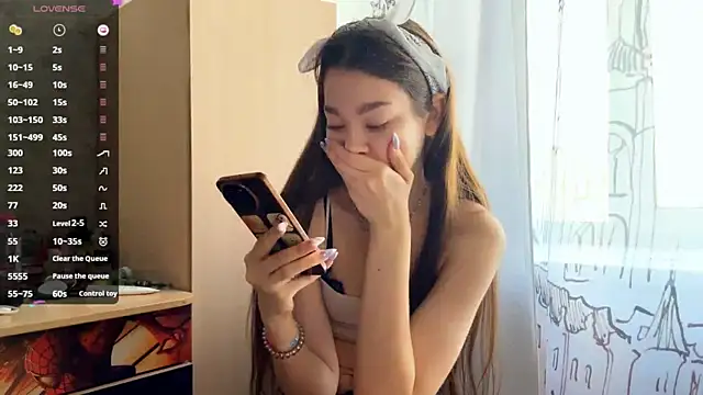 Cuteviola online show from 04/10/26, 12:27