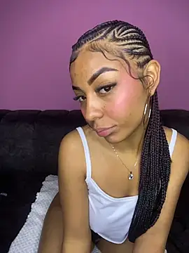 PrettyTiana  online show from 11/15/25, 09:00