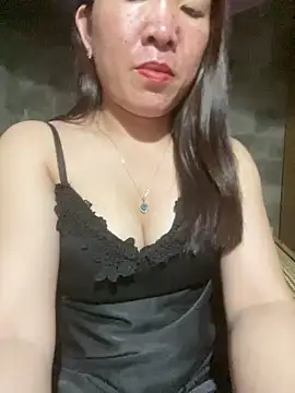 Luna-ass online show from 11/17/25, 01:28