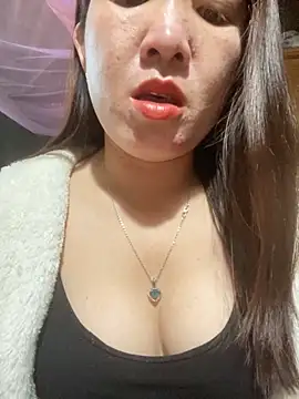 Luna-ass online show from 11/29/25, 12:24