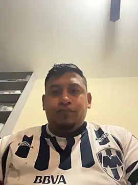 Snapshot of dannybs05 chatting on 11/27/25, 05:53 dannybs05 online show from 11/27/25, 05:53