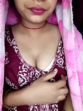 Snapshot of soni2005 chatting on 02/17/26, 02:08 soni2005 online show from 02/17/26, 02:08