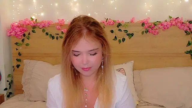 Lilith Bonheur online show from 11/09/25, 10:08