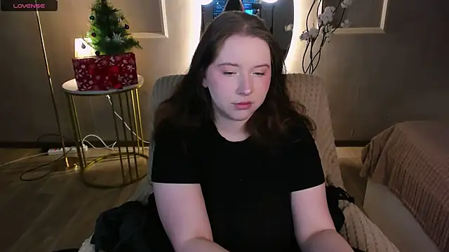 Selena Muse online show from 12/14/25, 01:27