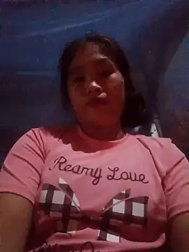 Luyen004 online show from 09/18/25, 12:40