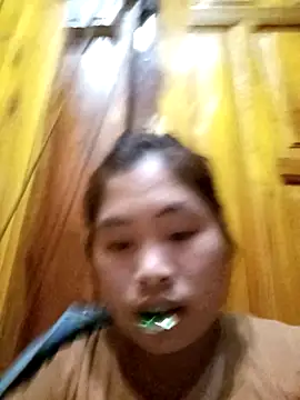 Luyen004 online show from 03/21/26, 01:05