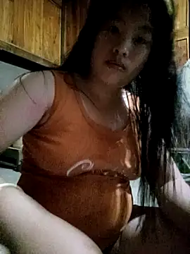 Luyen004 online show from 03/28/26, 12:27