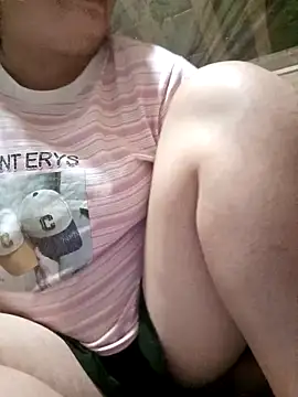 Luyen004 online show from 04/01/26, 01:41