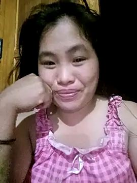 Luyen004 online show from 04/21/26, 01:39