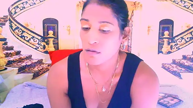 IndianSexcSmyle online show from 04/22/26, 04:41