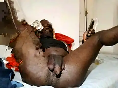 Snapshot of Kwasi-a chatting on 05/11/26, 06:27 Kwasi-a online show from 05/11/26, 06:27