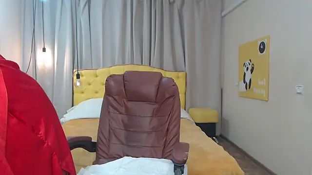 EmmaEllison online show from 04/23/26, 06:25