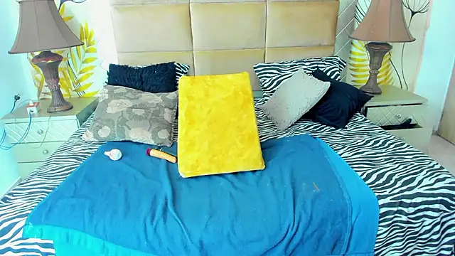 sweet lulu sofia online show from 12/14/25, 09:41