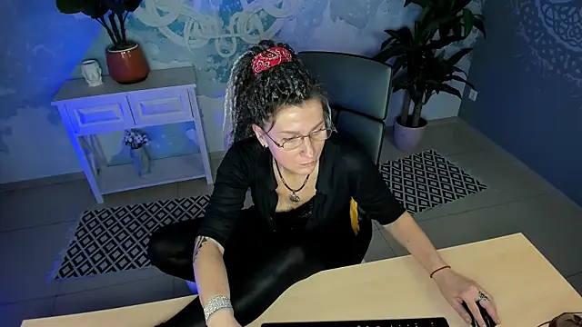 UmaSpace online show from 11/21/25, 05:06