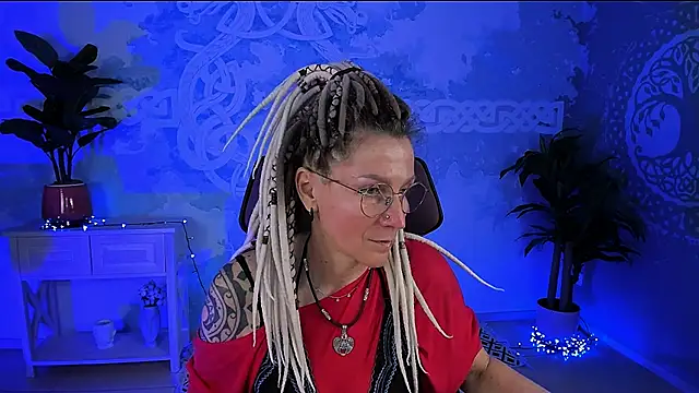 Snapshot of UmaSpace chatting on 05/12/26, 05:15 UmaSpace online show from 05/12/26, 05:15