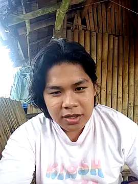 Huntrix2025 online show from 11/23/25, 03:39