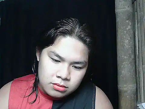 Huntrix2025 online show from 05/19/26, 03:02