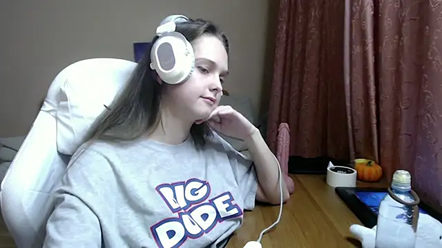 SharybbFace online show from 10/08/25, 03:09