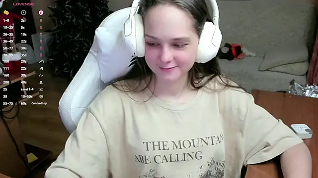 SharybbFace online show from 11/28/25, 03:04