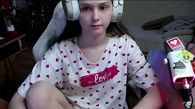 SharybbFace online show from 01/18/26, 03:05