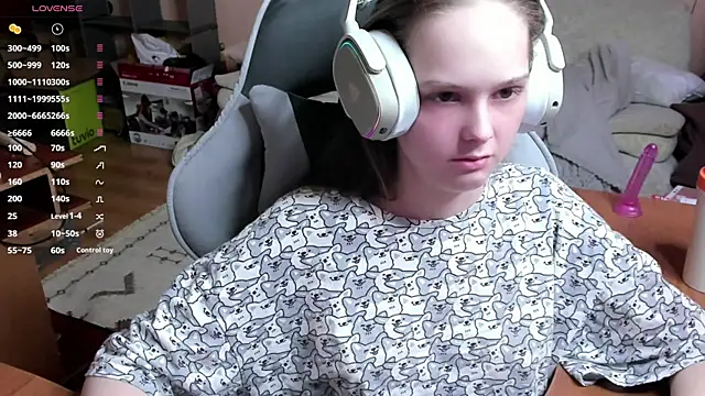 SharybbFace online show from 04/23/26, 03:03