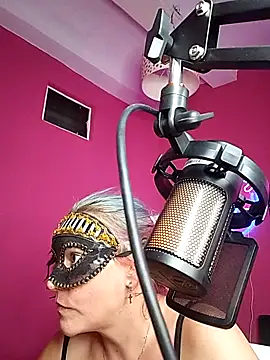 Snapshot of Rosabraguitas chatting on 11/03/25, 08:43 Rosabraguitas online show from 11/03/25, 08:43