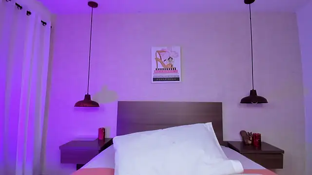 cloehill  online show from 12/14/25, 11:37