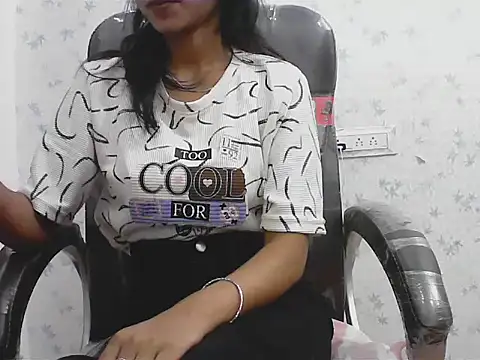 short girl  online show from 04/08/26, 05:02