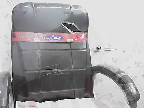 short girl  online show from 04/11/26, 02:43