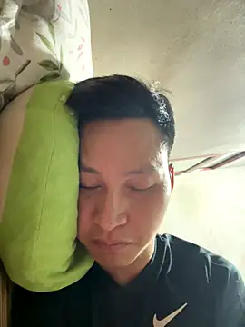 CZpublic online show from 10/21/25, 06:08