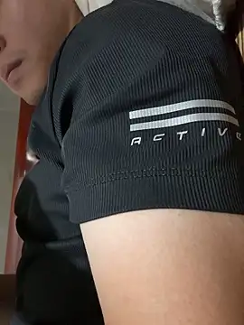 CZpublic online show from 10/22/25, 01:33