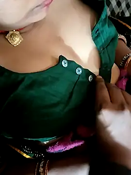 monarani5986 online show from 02/09/26, 04:33