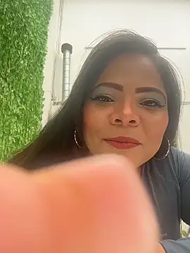 Snapshot of ROUSE_SINCLAIR chatting on 10/07/25, 07:33 ROUSE SINCLAIR online show from 10/07/25, 07:33