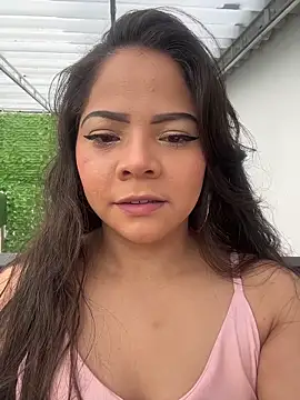 Snapshot of ROUSE_SINCLAIR chatting on 11/26/25, 09:05 ROUSE SINCLAIR online show from 11/26/25, 09:05