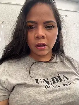 Snapshot of ROUSE_SINCLAIR chatting on 02/17/26, 06:58 ROUSE SINCLAIR online show from 02/17/26, 06:58