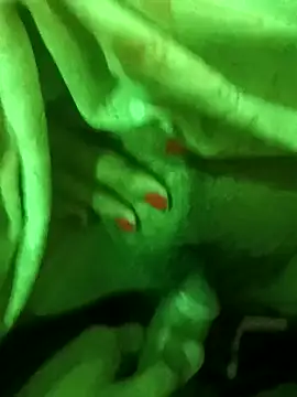 Stud 84780 online show from 11/15/25, 07:32