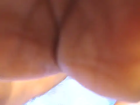 Snapshot of SexyBeverly_ chatting on 09/19/25, 11:27 SexyBeverly online show from 09/19/25, 11:27