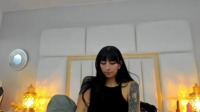 Snapshot of LaylaaDoll chatting on 07/21/26, 07:16 LaylaaDoll online show from 07/21/26, 07:16