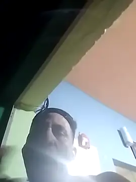 Snapshot of gabo_pajaso chatting on 10/02/25, 05:36 gabo pajaso online show from 10/02/25, 05:36