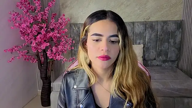 lilith4 s online show from 10/24/25, 08:05