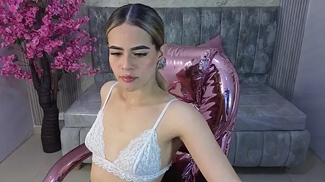 lilith4 s online show from 11/07/25, 08:20