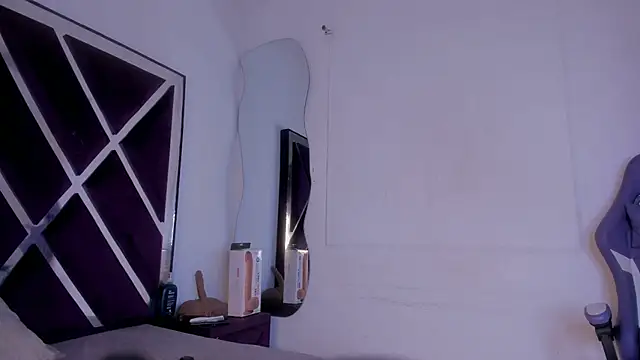 angelkyraasm online show from 04/15/26, 01:18