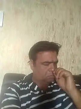 Snapshot of Naughty_gaurav chatting on 10/04/25, 01:47 Naughty gaurav online show from 10/04/25, 01:47