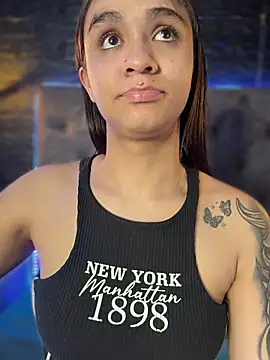 Isabella-Teen online show from 02/10/26, 01:53