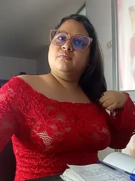 Chiki hot92 online show from 11/04/25, 07:35