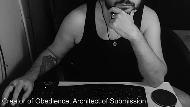 Snapshot of Lord_MasterX chatting on 09/19/25, 10:21 Lord MasterX online show from 09/19/25, 10:21