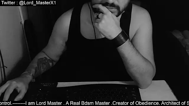 Snapshot of Lord_MasterX chatting on 10/05/25, 02:21 Lord MasterX online show from 10/05/25, 02:21