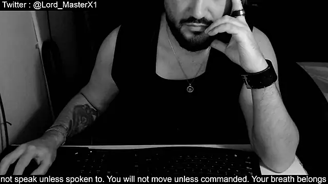 Snapshot of Lord_MasterX chatting on 10/11/25, 02:44 Lord MasterX online show from 10/11/25, 02:44
